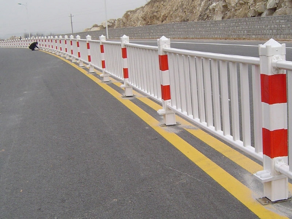 道路護(hù)欄