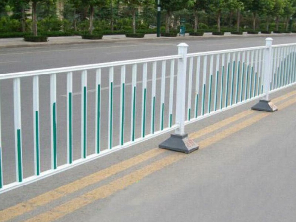 道路護(hù)欄
